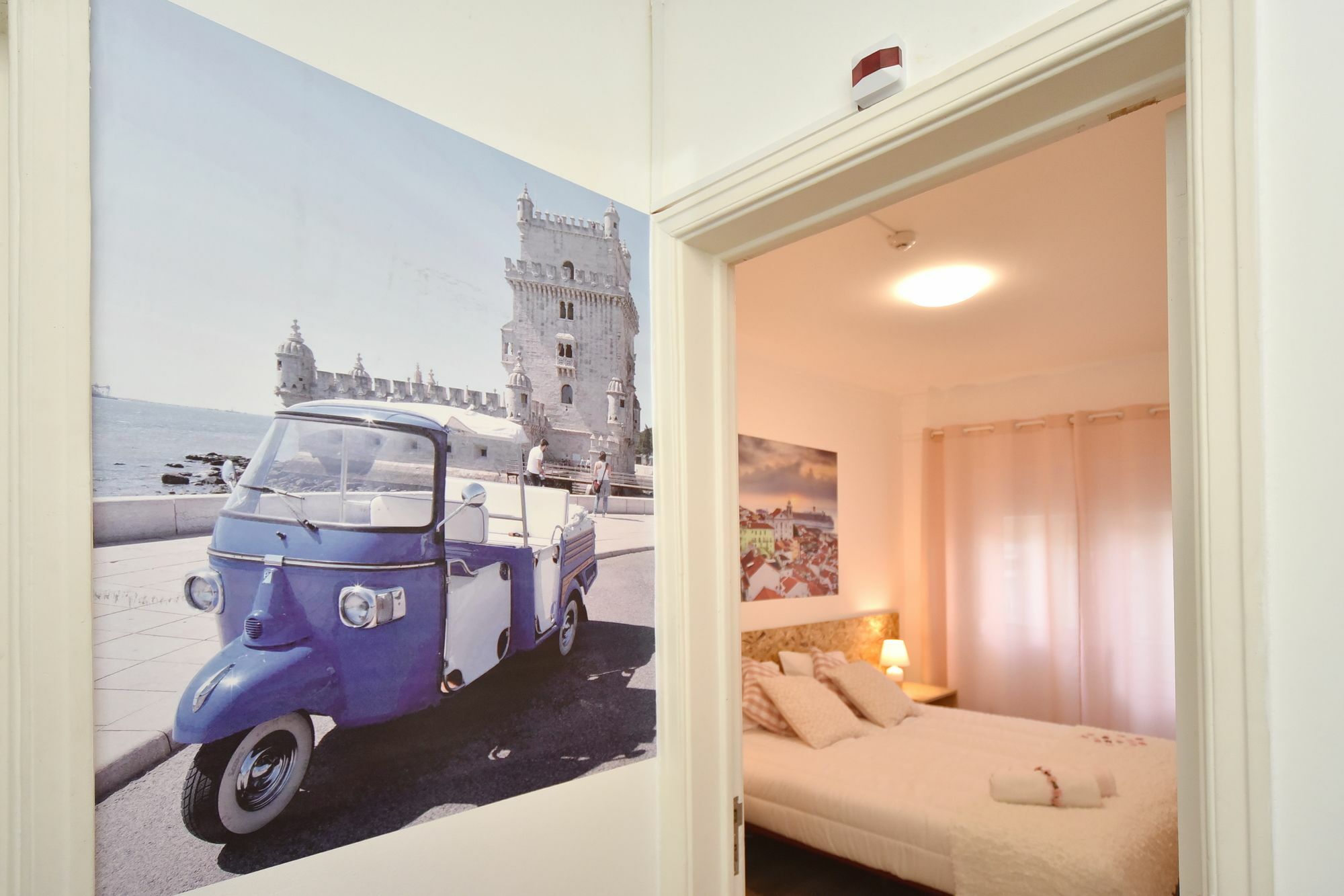 Tuk Tuk Hostel Lisboa المظهر الخارجي الصورة